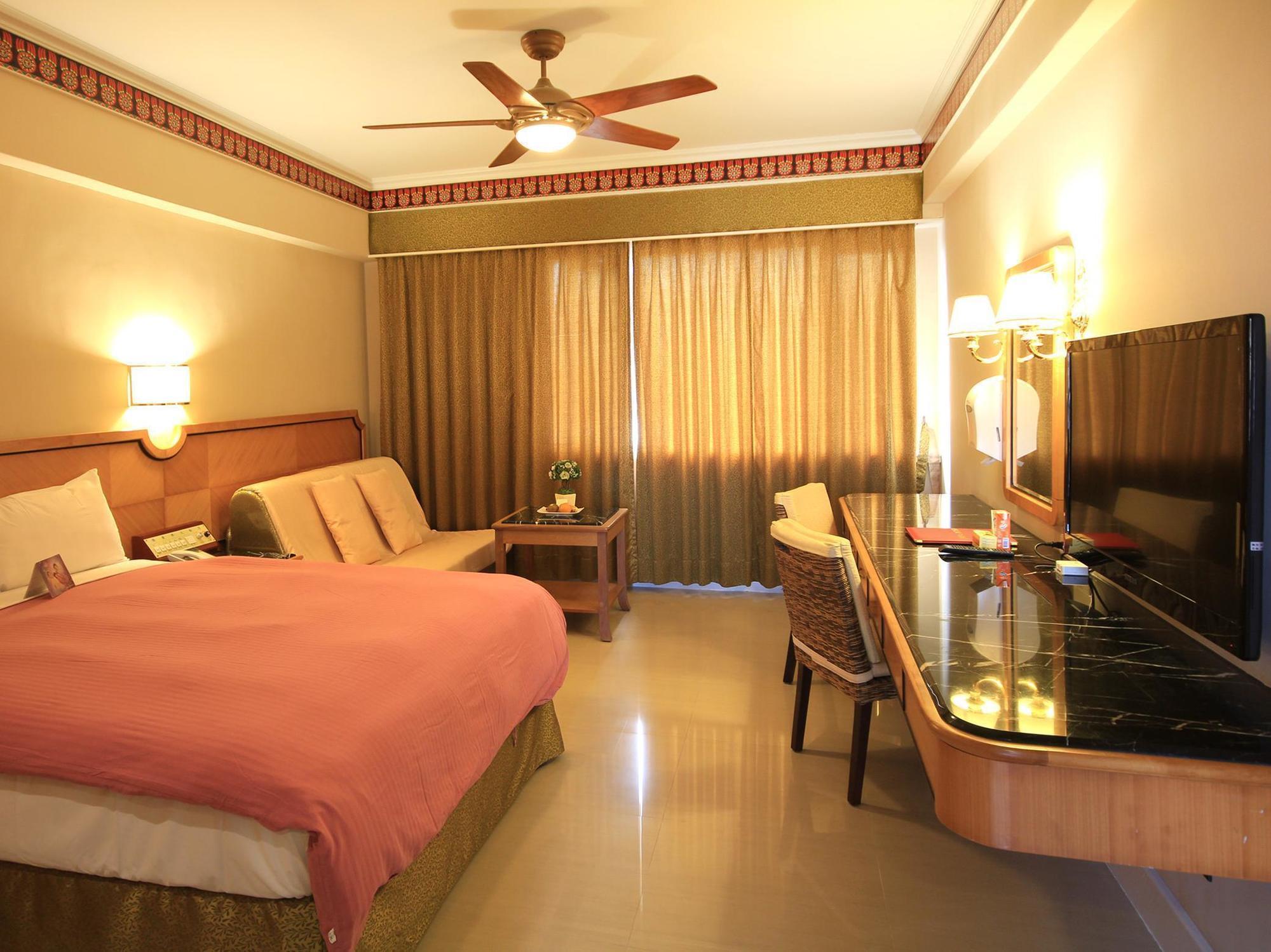 Kks Hotel Hualien City Exterior photo