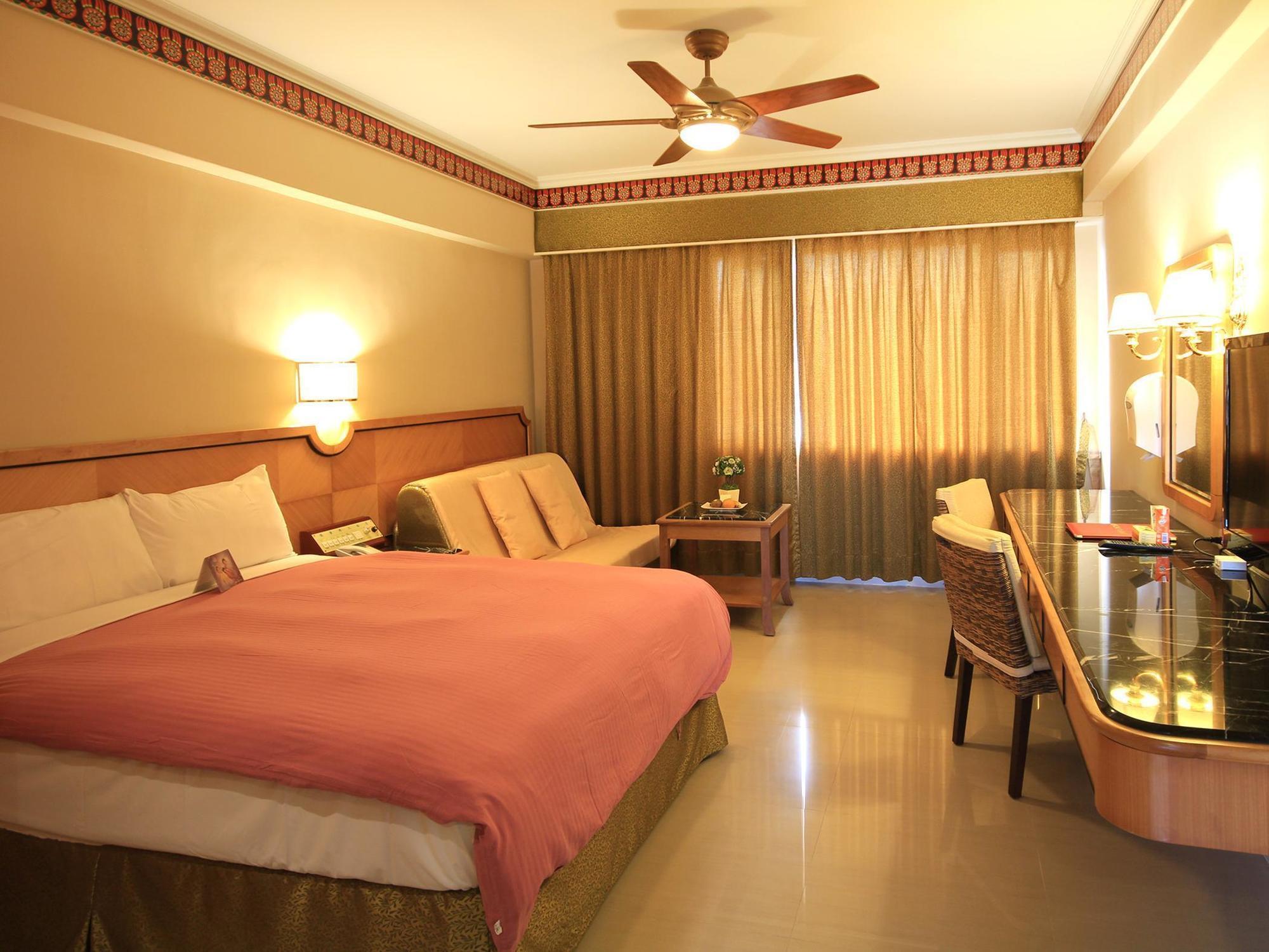 Kks Hotel Hualien City Exterior photo