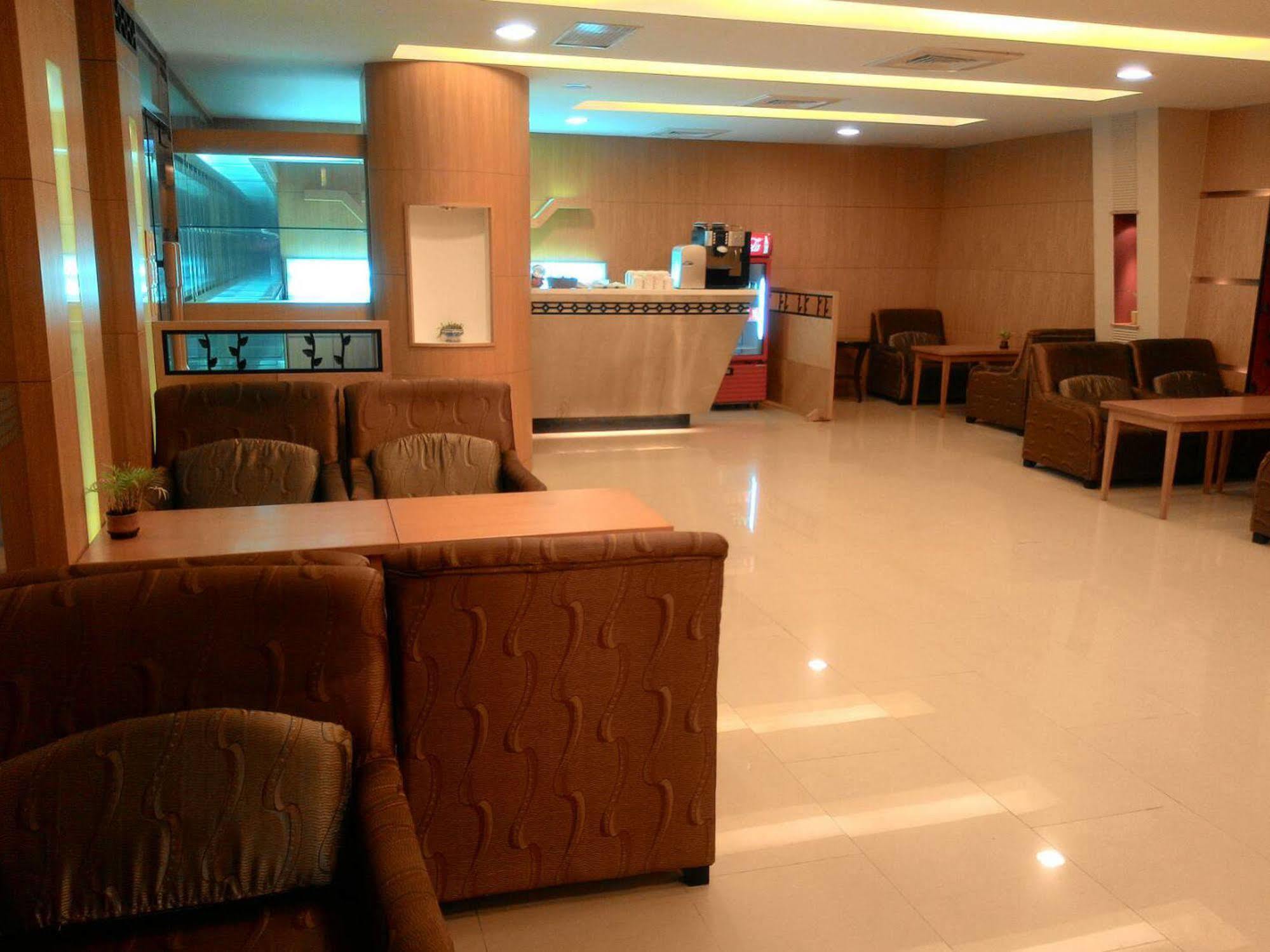 Kks Hotel Hualien City Exterior photo